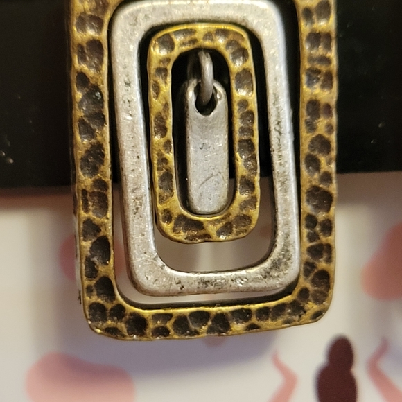 Bronze square earrings - Picture 2 of 2